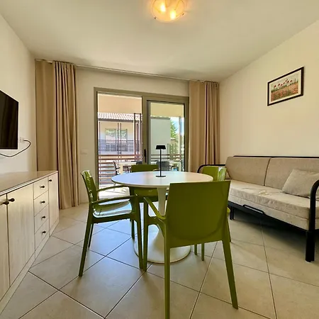 Apartment Prassitele *